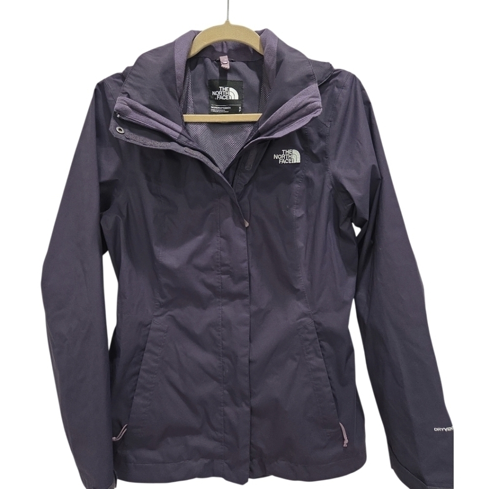 NORTH FACE Dry Vent Womans Purple Hooded Windbreaker, Small